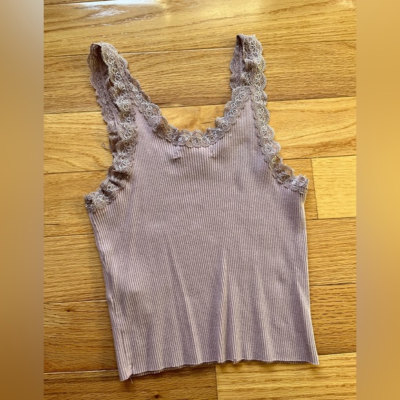Women’s Urban Outfitters Tank Top - Picture 2 of 6